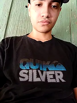 novinho safado   online show from April 10, 2026, 12:45 pm