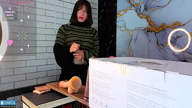 nena cupcake  online show from November 29, 2025, 11:10 am