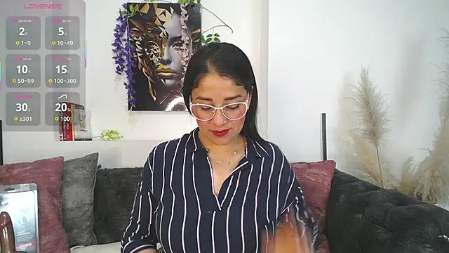 Snapshot of Alana_steel_1 chatting on October 12, 2025, 12:06 pm Alana steel 1 online show from October 12, 2025, 12:06 pm