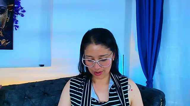 Snapshot of Alana_steel_1 chatting on December 13, 2025, 8:04 pm Alana steel 1 online show from December 13, 2025, 8:04 pm