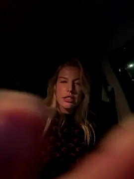 Snapshot of Chloemillerrxx chatting on September 27, 2025, 8:59 pm Chloemillerrxx online show from September 27, 2025, 8:59 pm