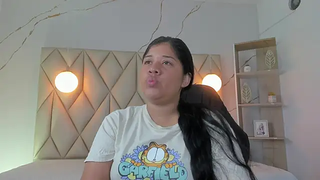 Snapshot of amandarabit chatting on October 9, 2025, 1:33 pm amandarabit online show from October 9, 2025, 1:33 pm