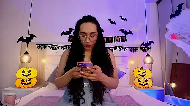 alehia cute online show from October 26, 2025, 9:26 pm