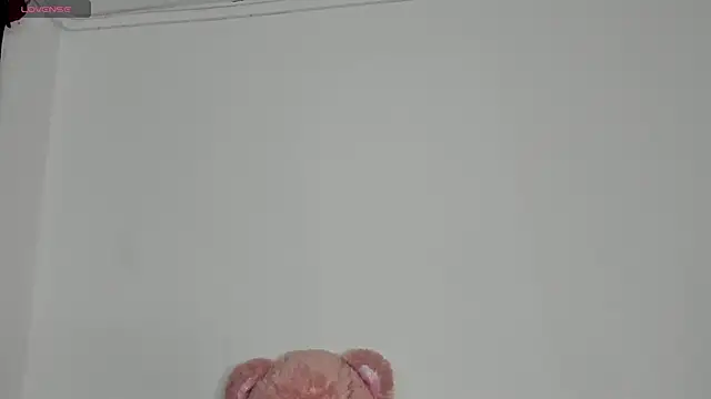 HaileyDuke online show from February 5, 2026, 12:17 am