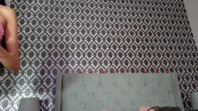 AlliisonRae online show from September 12, 2025, 5:02 pm