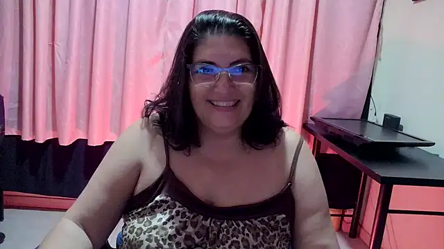 Snapshot of lina_maria99 chatting on February 16, 2026, 12:53 am lina maria99 online show from February 16, 2026, 12:53 am