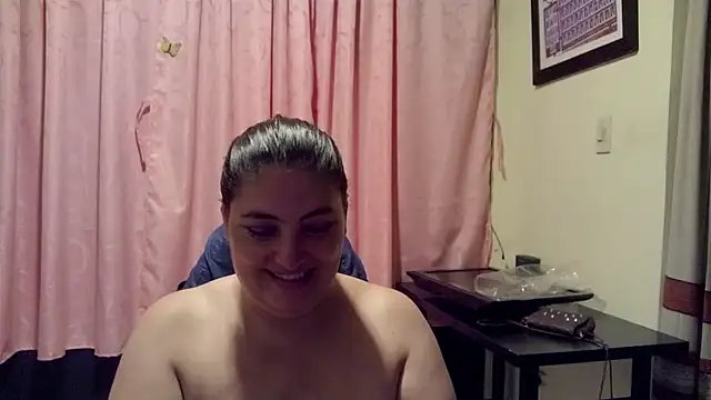 Snapshot of lina_maria99 chatting on February 4, 2026, 2:50 am lina maria99 online show from February 4, 2026, 2:50 am