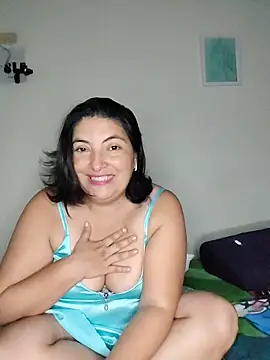 Snapshot of lina_maria99 chatting on October 21, 2025, 2:33 am lina maria99 online show from October 21, 2025, 2:33 am