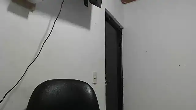  yess love  online show from September 20, 2025, 1:43 am