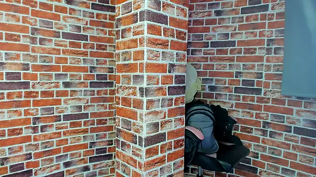 Reichell Rose online show from October 29, 2025, 9:03 pm