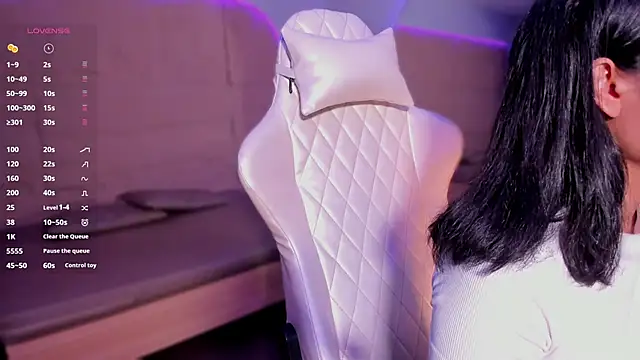 HannahMontgomery online show from January 7, 2026, 4:23 pm