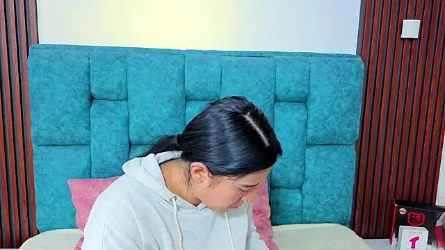 EmilyGala online show from September 23, 2025, 8:05 pm