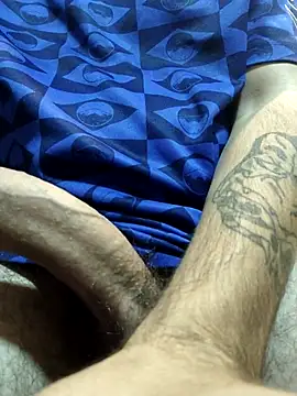 coerol05 online show from October 8, 2025, 11:49 pm