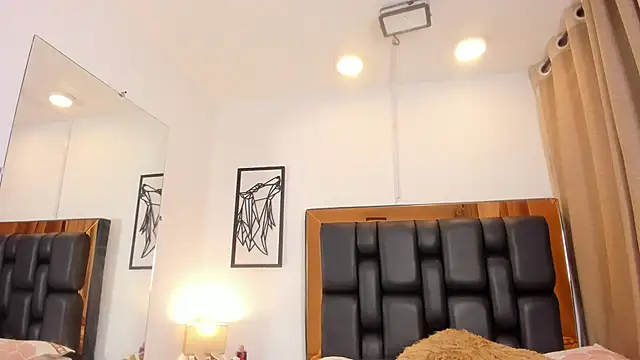 Snapshot of GiorgineTaylor chatting on November 8, 2025, 12:03 am GiorgineTaylor online show from November 8, 2025, 12:03 am