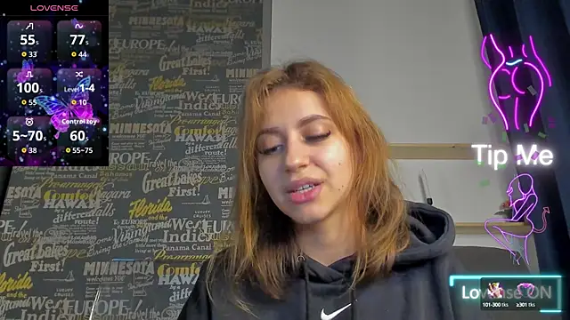 MaddieRay online show from October 7, 2025, 7:48 pm