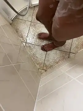 Snapshot of ultragodx chatting on September 24, 2025, 9:05 am ultragodx online show from September 24, 2025, 9:05 am