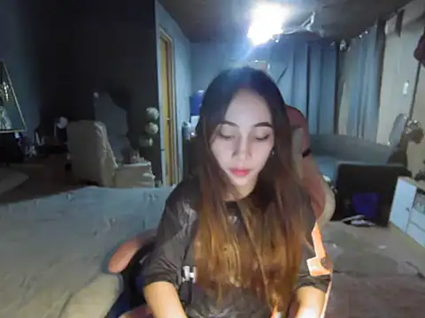 Snapshot of Yummiiieee28 chatting on September 24, 2025, 7:59 am Yummiiieee28 online show from September 24, 2025, 7:59 am