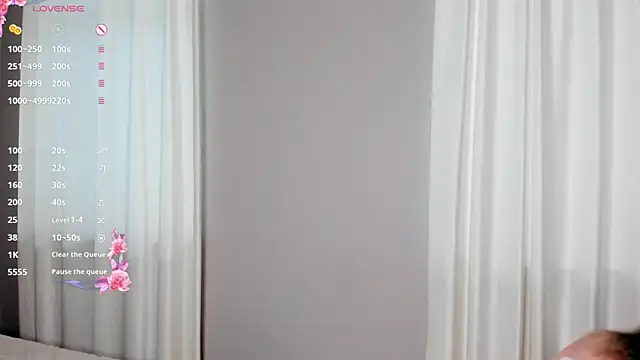 Snapshot of MarenRawicki chatting on October 19, 2025, 8:39 am MarenRawicki online show from October 19, 2025, 8:39 am