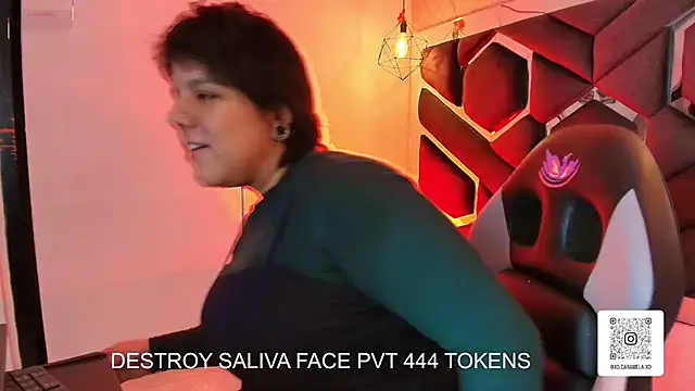 Snapshot of Melissa_Adamsx chatting on January 14, 2026, 6:44 pm Melissa Adamsx online show from January 14, 2026, 6:44 pm