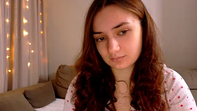 Lelia Vibe online show from December 1, 2025, 5:47 pm