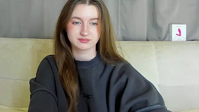 MissFoxy Ti online show from December 5, 2025, 1:16 am