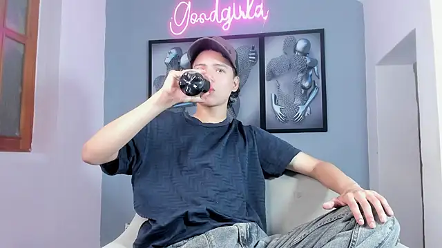 camillo virgil online show from October 9, 2025, 11:00 am