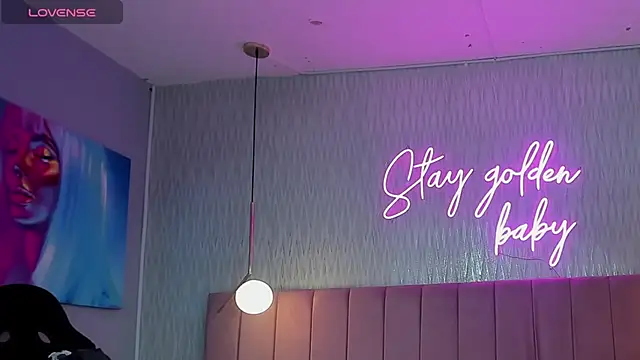 HANNA BASTIAN VC online show from November 10, 2025, 2:11 pm