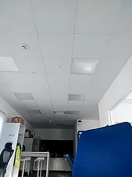 Hisnimin online show from April 20, 2026, 5:03 pm