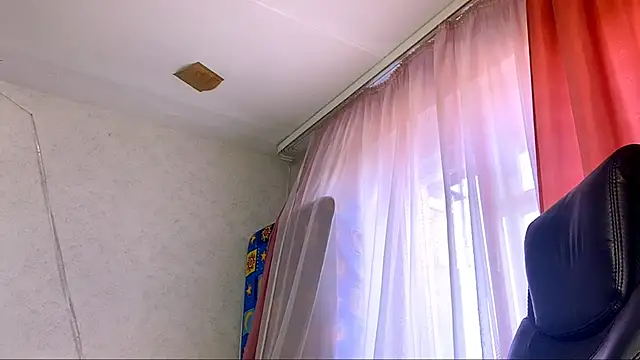 Smoke mama online show from September 16, 2025, 6:36 am