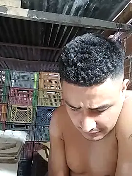 Snapshot of hoteder chatting on February 3, 2026, 10:59 pm hoteder online show from February 3, 2026, 10:59 pm