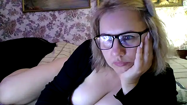 LustyyX online show from September 14, 2025, 5:13 pm