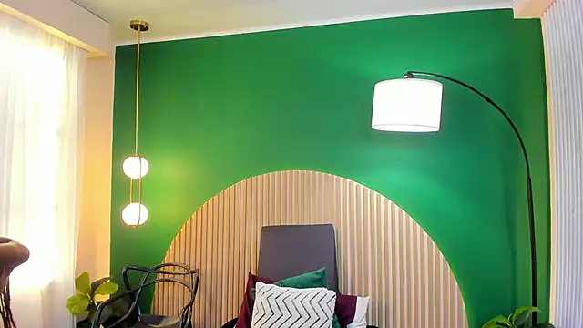 halleylorens online show from October 9, 2025, 7:25 pm