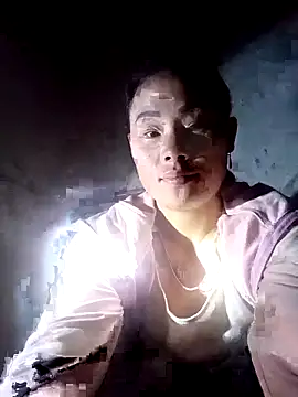 Snapshot of Ruaiuoi chatting on February 7, 2026, 10:40 pm Ruaiuoi online show from February 7, 2026, 10:40 pm