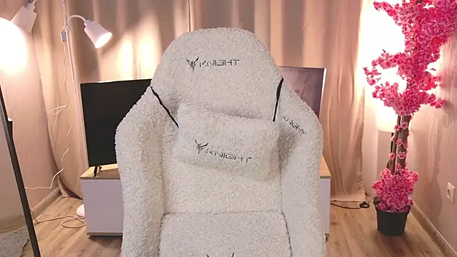 HeyMonkey  online show from December 1, 2025, 1:12 pm