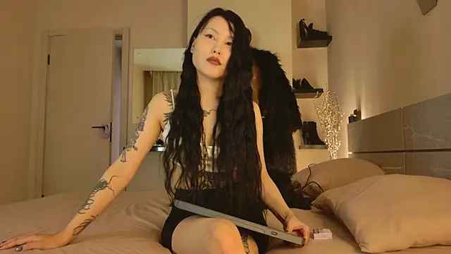 Snapshot of PurpleD1va chatting on January 19, 2026, 3:16 pm PurpleD1va online show from January 19, 2026, 3:16 pm