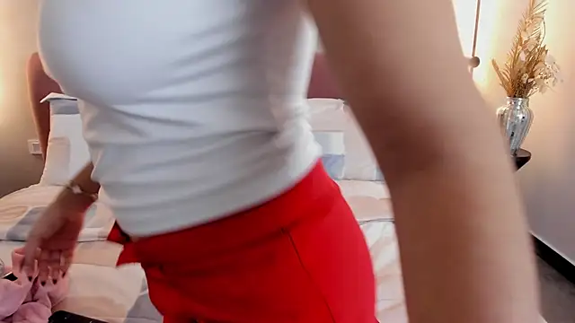 ArianaSilva  online show from October 20, 2025, 12:06 pm