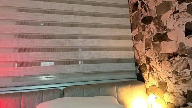 ZYZZ1312 online show from February 26, 2026, 5:18 am