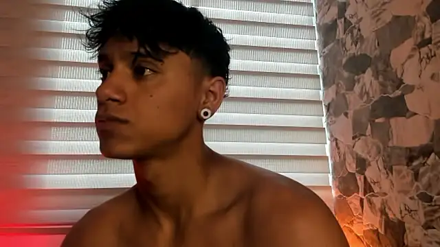 ZYZZ1312 online show from March 26, 2026, 8:40 pm