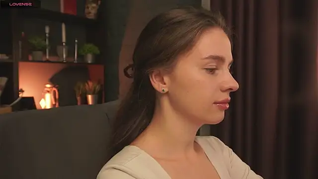 Snapshot of Olivia_Farrell chatting on October 2, 2025, 12:41 pm Olivia Farrell online show from October 2, 2025, 12:41 pm