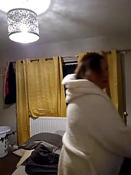 Naughtiness-but-Nice online show from February 6, 2026, 10:28 pm