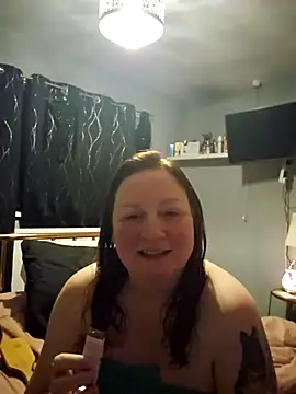 Naughtiness-but-Nice online show from November 27, 2025, 10:32 pm