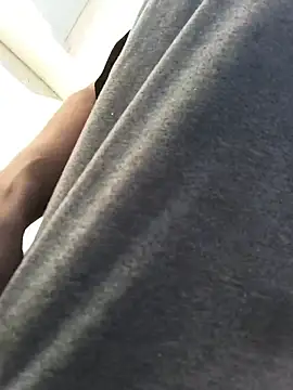 Snapshot of mrredcorn chatting on October 29, 2025, 3:55 pm mrredcorn online show from October 29, 2025, 3:55 pm