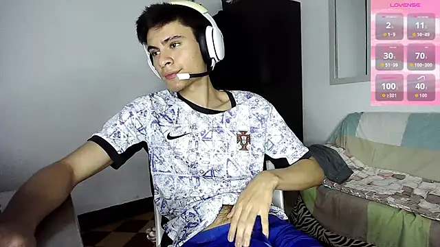 LeonScott 1 online show from October 15, 2025, 2:36 pm