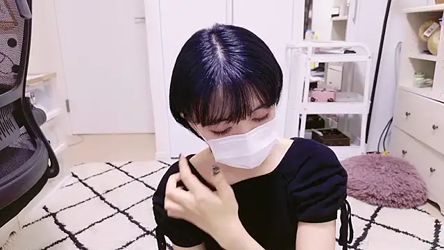 Snapshot of Azusa_DoMybest chatting on October 1, 2025, 4:06 am Azusa DoMybest online show from October 1, 2025, 4:06 am