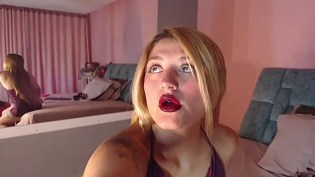 Snapshot of Camila_Russoo chatting on January 14, 2026, 7:39 pm Camila Russoo online show from January 14, 2026, 7:39 pm