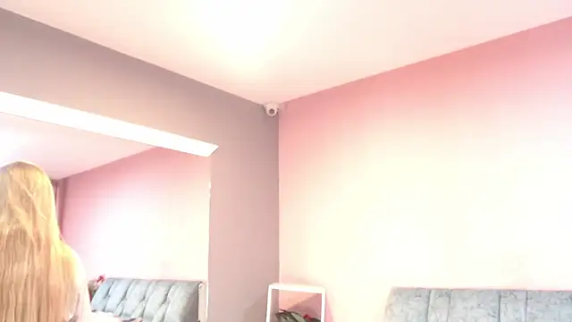 Snapshot of Camila_Russoo chatting on January 15, 2026, 7:39 pm Camila Russoo online show from January 15, 2026, 7:39 pm