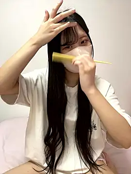 Snapshot of noa_uxu chatting on September 22, 2025, 9:04 am noa uxu online show from September 22, 2025, 9:04 am