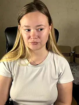 CaramelleSugar  online show from October 19, 2025, 3:26 pm