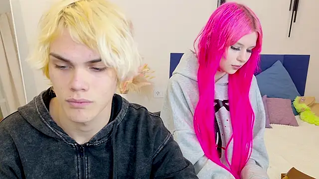 Bonnie And C1yde online show from October 7, 2025, 5:14 pm