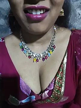 srav43 online show from June 14, 2026, 1:02 am